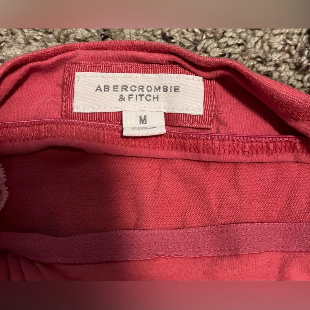 Vintage Y2K 2000’s Abercrombie and Fitch Lace Tank Size M